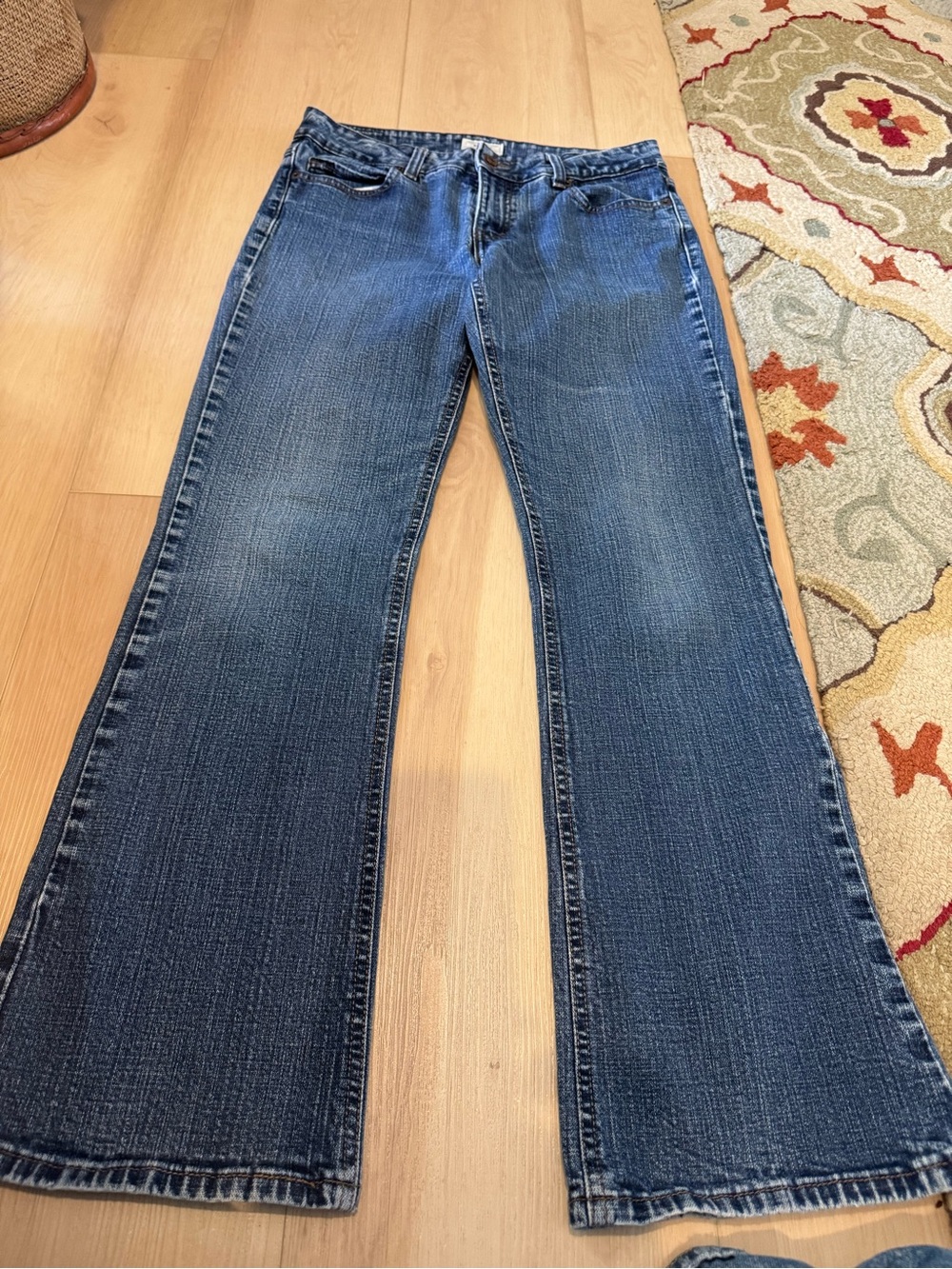 Vintage Levi's 526 Slender LOW RISE  Bootcut Jeans 10M 🔥 Like New Y2K Western